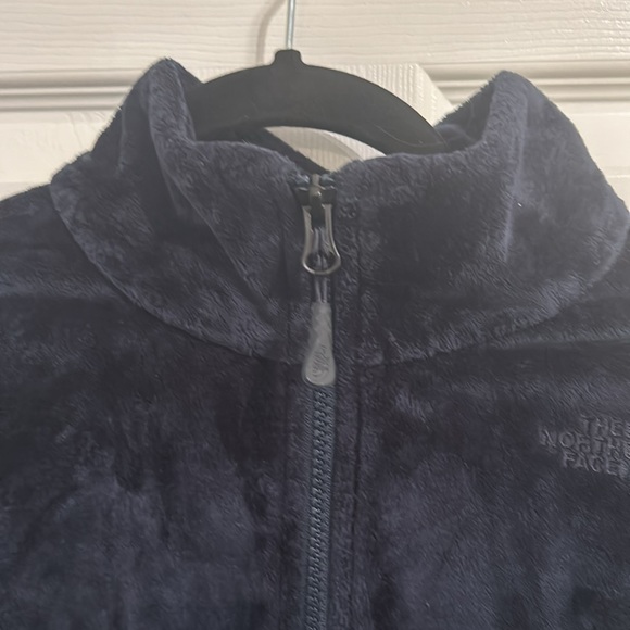 Women’s North Face Ski/Snowboard coat - Picture 7 of 15